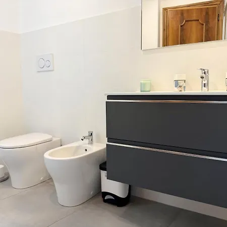 Host4u - Beautiful With 3 Bedrooms In