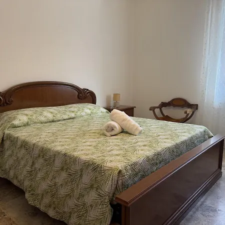 Host4u - Beautiful With 3 Bedrooms In *