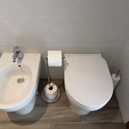 شقة Host4u - Beautiful With 3 Bedrooms In *