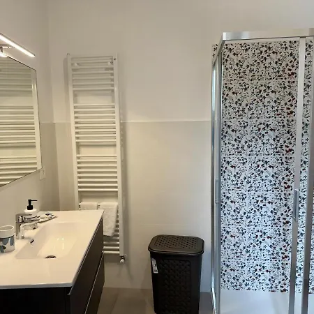 Host4u - Beautiful With 3 Bedrooms In インペリア